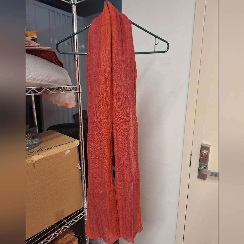 Red & Rust Linen Scarf - Picture 2 of 6